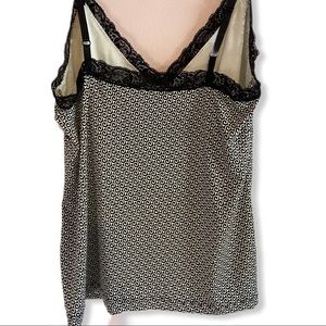 White House Black Market Tops - White House Black Market camisole Sz XL White House Black Market Tops - White House Black Market camisole Sz XL